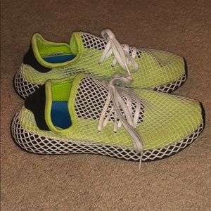 Deerupt Runner